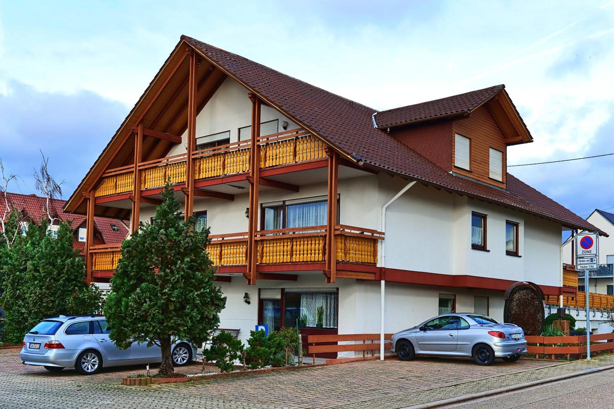 Hotel Garni Sebastian Kirrweiler  Extérieur photo