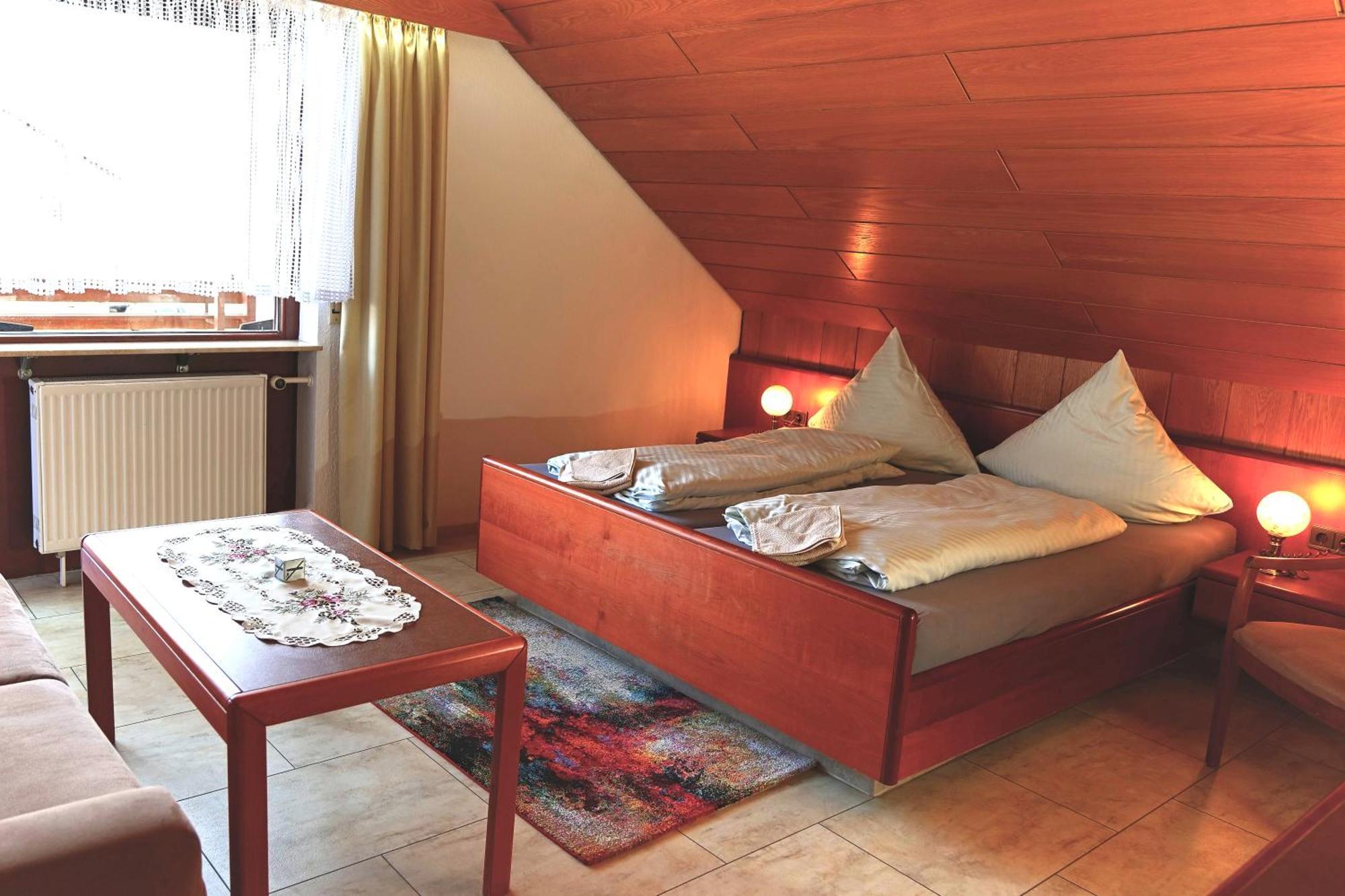 Hotel Garni Sebastian Kirrweiler  Extérieur photo